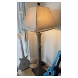 WICKER FLOOR STANDING LAMP