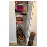 KITCHEN CLOSET CONTENTS - HOUSEHOLD