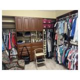 BULK SALE - MASTER BATH AND WALK-IN CLOSET CONTENT