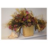 Home Decor Ceramic Vase + Seashell & Spray