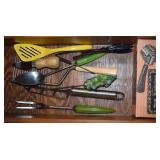 Kitchen Drawer Contents Lot: Androck Stainless +