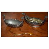 (2) Vtg Handstopt Tinn TBP Salt Cellar Boats w/
