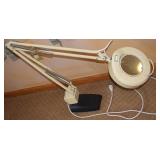 Underwriters Labs Illuminated Task Lamp/Magnifier