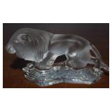 Vtg Goebel Crystal Frosted Lion Paperweight