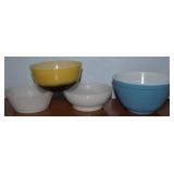 (4) Vintage Glass Bowls w/ Blue Pyrex Nesting