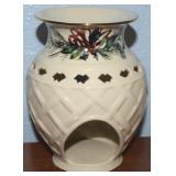 Lenox Porcelain Winter Greetings Fragrance Warmer