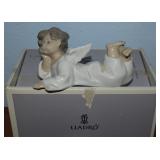 Lladro Porcelain Angel Laying Down Figure 4541
