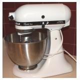 KitchenAid Classic Plus White 4.5qt Tilt Head