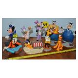 (9) Walt Disney Figures: Minnie Goofy Pluto +