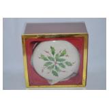 Lenox Holiday Round Lidded Trinket Box 3.75diam