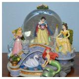 Walt Disney Multi Princess Musical Snow Globe w/Bx