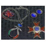 Vtg Miracle Hills of Britain Repro Serpent Pendant