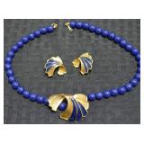 Vtg Avon Blue Bead Choker Necklace & Earring Set