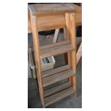 Wooden 4 Foot Step Ladder