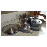 Vintage-Newer Pots & Pans Lot