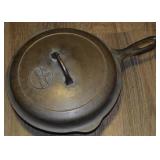 Griswold Cast Iron 1033A 8 w/ 1098 8 Self Basting
