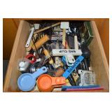 Kitchen Drawer Contents Lot: Measuring +