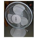 Hawaiian Breeze 3 Speed Oscillating Fan