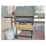 Charbroil Masterflame 2 Burner Grill w/2 Propane