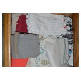 Kitchen Drawer Contents Lot: Towels