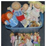Lidded Tote of CPK Dolls, Barbies & Accessories/