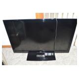 LG 42LE5200 42' Flat Screen TV w/ Remote
