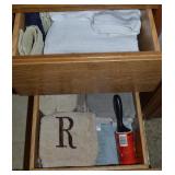 (2) Drawer Contents: Bathroom Towels +