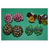 (4) Vintage Cluster Clip Earring Pairs