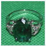 925 Sterling Silver Green CZ Ring Size 8