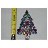 2006 Avon Silvertone Rhinestone Christmas Tree