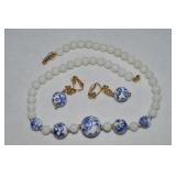 Vtg Crown Trifari White Jade & Chinese Bead-style