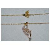 Danbury Mint Pearl Goldtone Pendant Necklace
