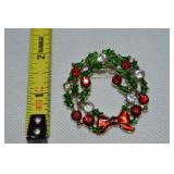 Vtg Goldtone Rhinestone Enamel Wreath Brooch