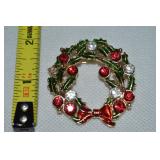 Vtg Goldtone Rhinestone Enamel Wreath Brooch