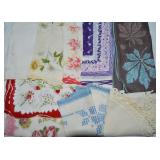 Small Lot of Antique/Vintage Linens w/ Crochet
