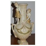 Royal Vienna Ernst Wahliss 1679 Figural Amphora