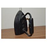 Vintage IXL No 6 Cast Sad Iron