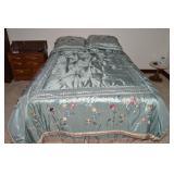 JC Penney Home Queen Bedding Set w/ Simmons