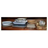 Kitchen Shelf Contents Lot: Bakeware, Pyrex +