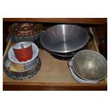 Kitchen Shelf Contents Lot: Wok, Collander +