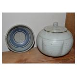 Amana Colonies Pottery Stoneware Pcs w/ Pumpkin