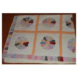 Vtg Handcrafted Pinwheel Pattern Quilt w/ Peach