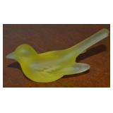 Vtg Westmoreland Yellow Satin Glass Bird 3.75'