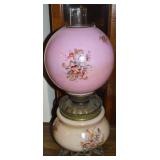 Antique GWTW Parlor Oil Lamp w/ Brass Fixture &