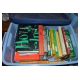 Rubbermaid RN 10Gal Tote w/Lid: Books