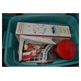 Rubbermaid RN 18Gal Tote w/Lid: Easter Tree,
