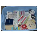 Rubbermaid RN Lidded 10Gal Tote: Ribbon +
