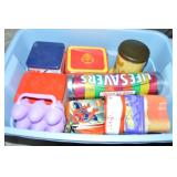 Rubbermaid RN Lidded 14Gal Tote: Tins