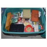 Rubbermaid RN Lidded 18Gal Tote:  Misc Resale
