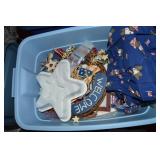Rubbermaid RN 10Gal Tote w/Lid: Americana +